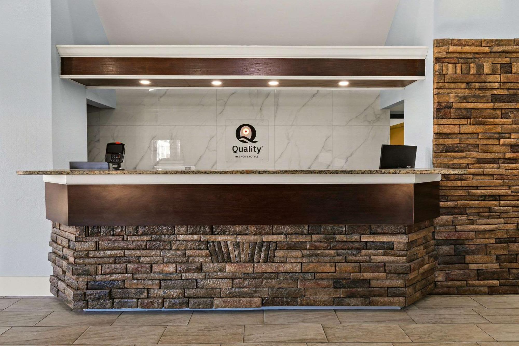 Quality Inn Lavonia Экстерьер фото